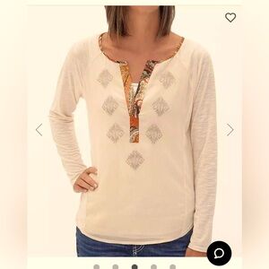 BKE Boutique Cream Pieced Embellished Top Size Medium